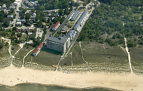 Beachfront Condominiums on Lake Michigan - Dunescape Beach Club